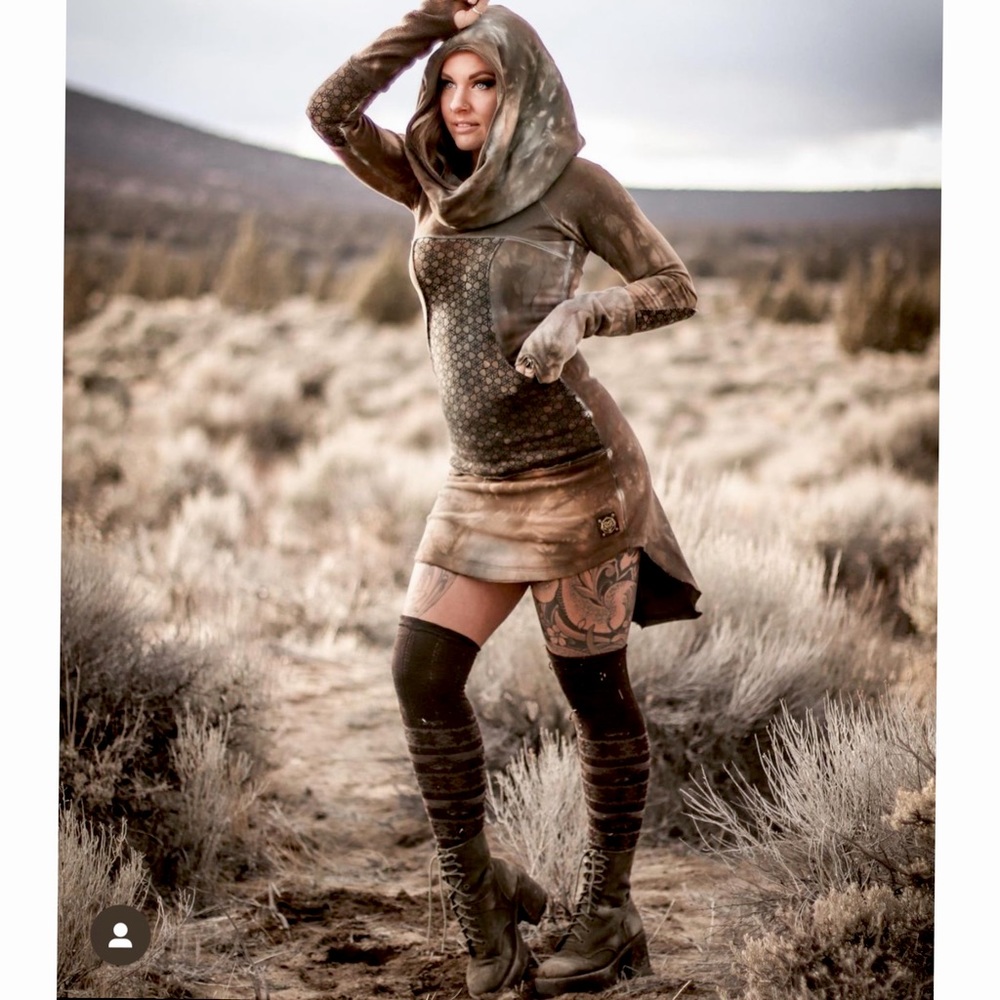 See Much Love Leia Tunic